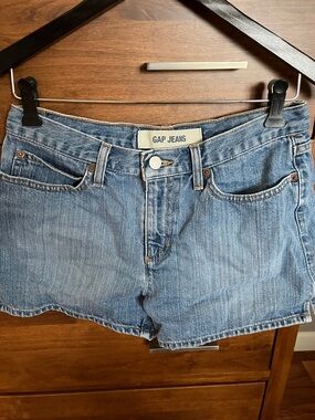 GAP Women's Light Blue Washed Denim Shorts